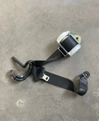 BMW i3 Rear seatbelt 7505643