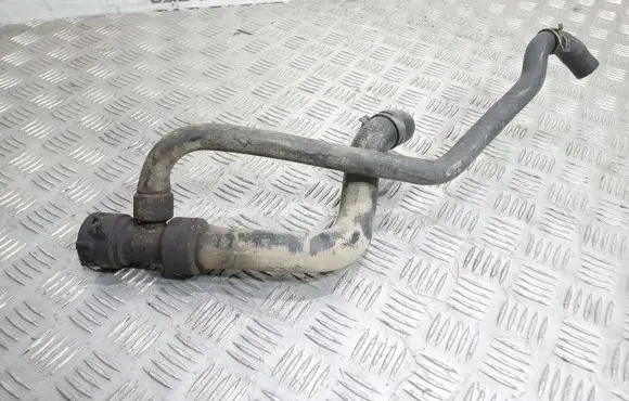 Volkswagen PASSAT B5 Engine coolant pipe/hose