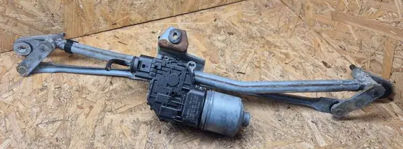 Audi A4 S4 B7 8E 8H Front wiper linkage and motor 0390241509 8E1955119 8e1955023D