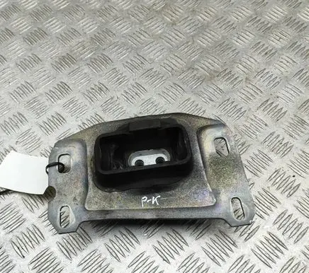 Peugeot 308 Engine mount bracket 9813699680