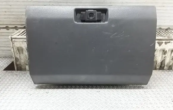 Mitsubishi Pajero Glove box MB652136