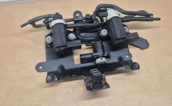 Volkswagen Sharan Turbo solenoid valve 1J0906627A 1J0906627