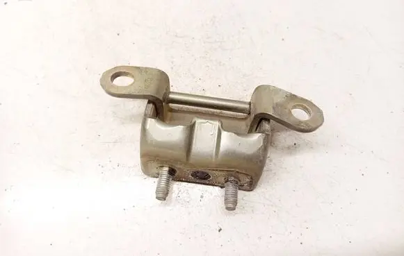 Nissan Primera Tailgate/trunk/boot hinge 