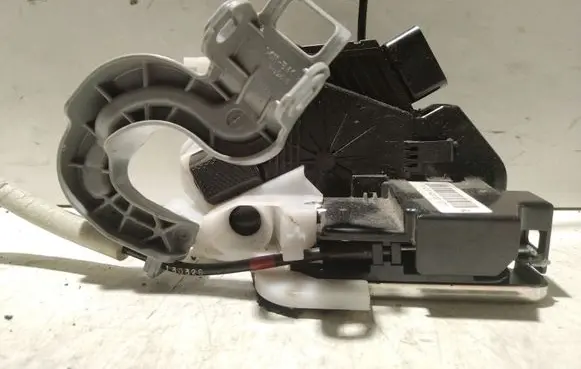 KIA Ceed Rear door lock 81420A2010