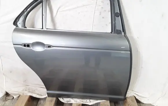 Jaguar XJ X350 Rear door LHK