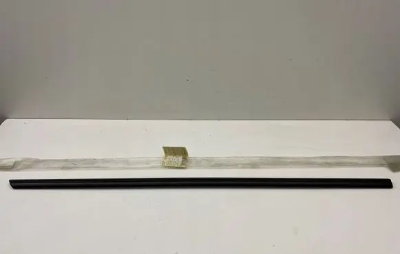BMW 5 E28 Rear door trim (molding) 51221959994