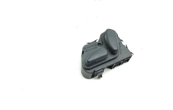 Mercedes-Benz E W211 Seat control switch 2108213851 A2108213851