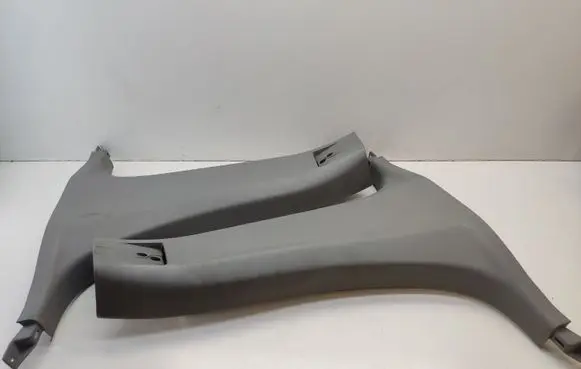 (B) pillar trim (bottom)