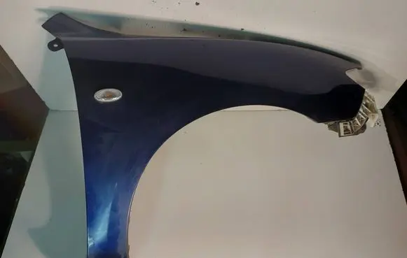 Mazda 3 I Fender