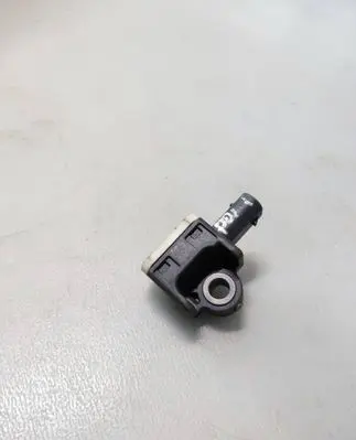 Volkswagen Polo V 6R Airbag deployment crash/impact sensor 2H0959351