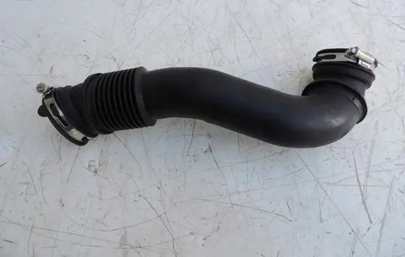 Ford Ecosport Air intake duct part JN159C623AB