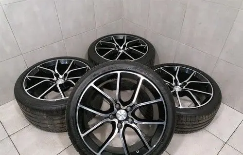 Aston Martin DB11 R20 alloy rim DD431007FA