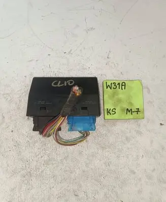 Renault Clio I Central body control module 8200045464