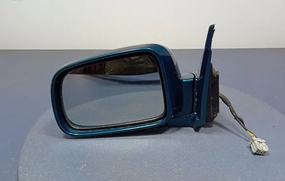 Front door electric wing mirror