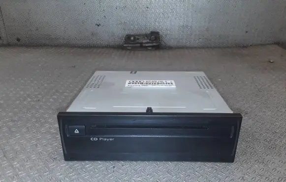 Audi A6 S6 C6 4F CD/DVD changer 4F0035769A
