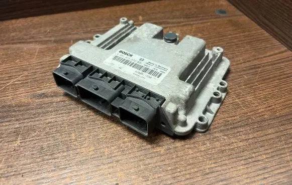 Renault Master II Engine control unit/module 8200311550 820031553