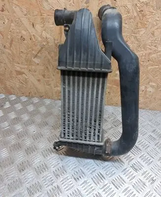 Opel Astra H Intercooler radiator 13128926