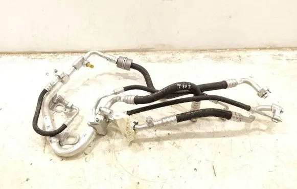 BMW i4 Air conditioning (A/C) pipe/hose 9474792