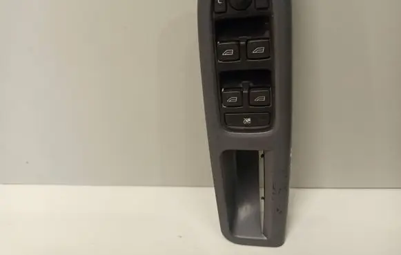 Volvo S40 Electric window control switch 30710787