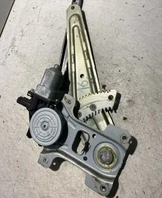 Honda Insight Rear door window regulator motor