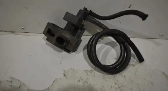 Skoda Superb B5 (3U) Turbo solenoid valve 8E0906628