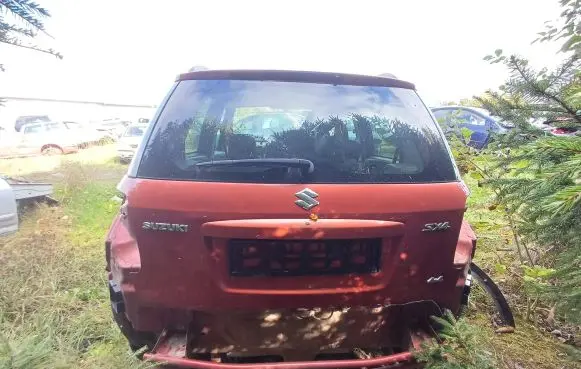Suzuki SX4 Truck tailgate 