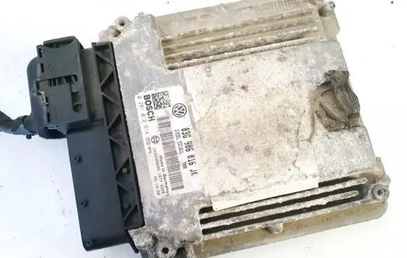 Skoda Octavia Mk2 (1Z) Engine control unit/module 0281012614 18770326