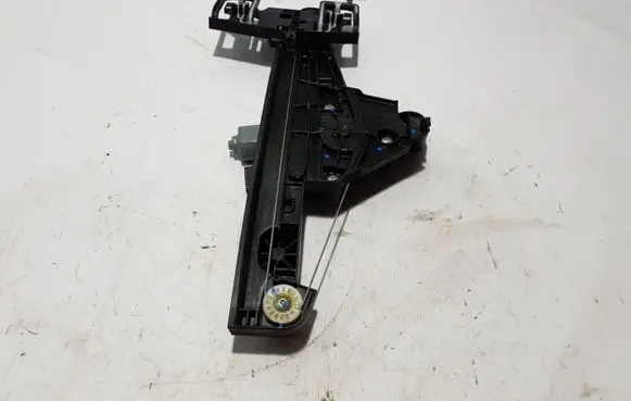 Citroen C4 III e-C4 Rear door window regulator with motor 9832714280