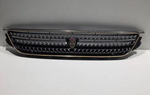 Lexus IS 200-300 Front grill 5310053070 5310153070 5310053090