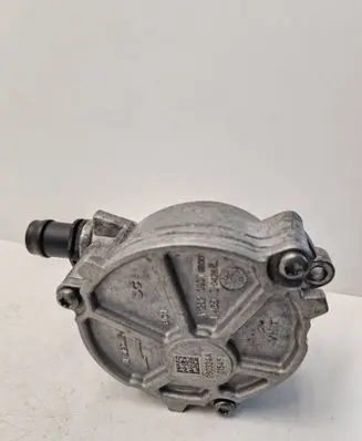 Mercedes-Benz A W177 Vacuum pump A2820909800 050324A 146500428R