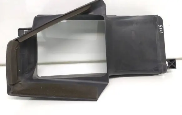 Ford Focus Intercooler air channel guide BM518121Af