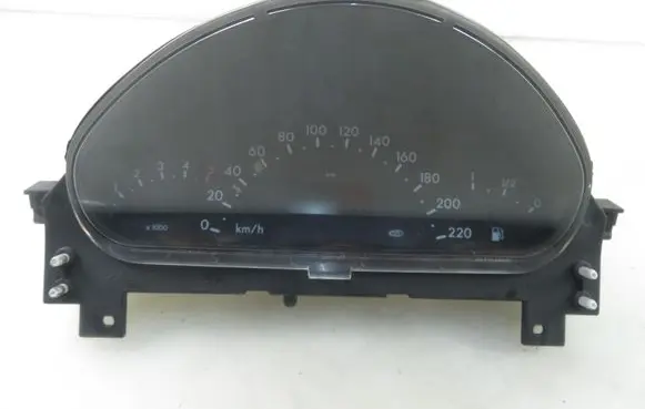 Mercedes-Benz A W168 Speedometer (instrument cluster) A1685402247