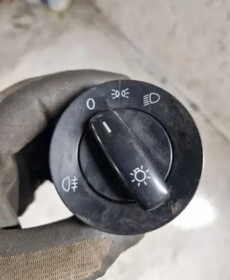 Volkswagen Caddy Light switch 1K0941431BC
