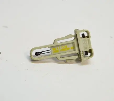 BMW 5 F10 F11 Oil temperature sensor 110022281