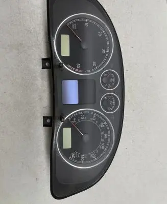 Volkswagen PASSAT B5.5 Speedometer (instrument cluster) 3B0920926A 080501011156 VWZ7Z0A3680929