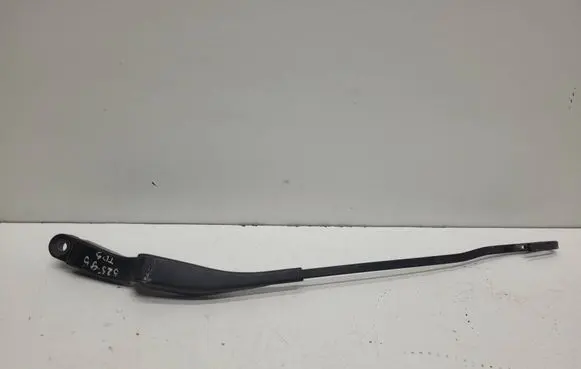 BMW 3 E36 Front wiper blade arm