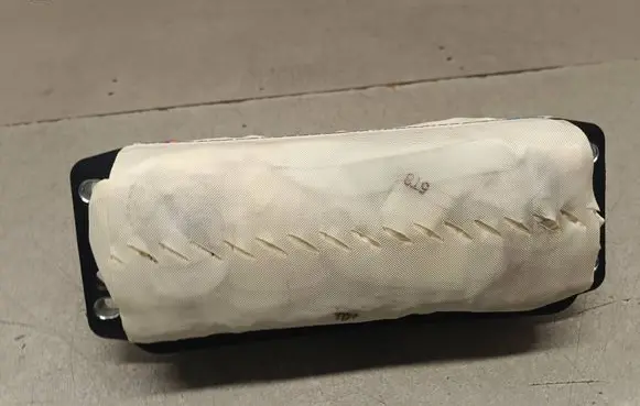 Volkswagen Tiguan Passenger airbag 5K0880204A 671ASPC6TG BAMPT11705