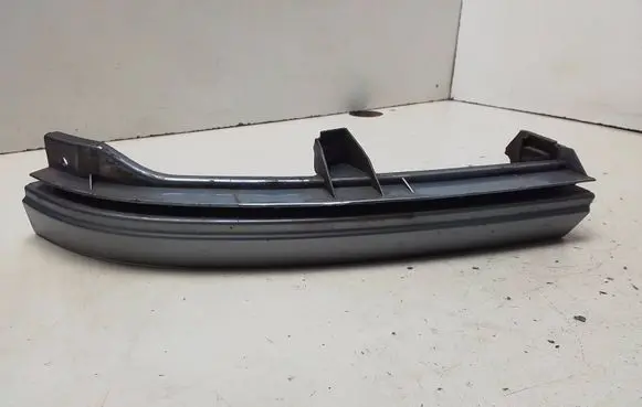 Opel Zafira B Under headlight/headlamp trim 90580651