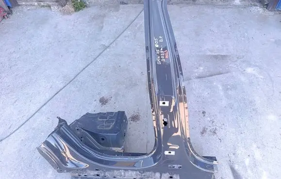 BMW X5 G05 Pillar (middle) 