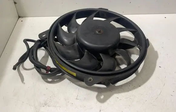 Audi A8 S8 D2 4D Electric radiator cooling fan 441121197D
