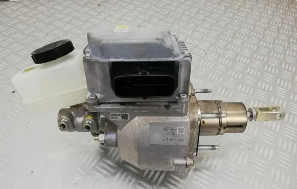 Infiniti Q50 Brake booster EAC1035-03A