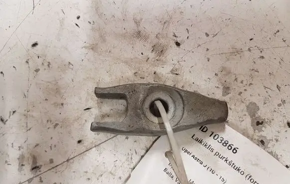 Opel Astra J Fuel Injector clamp holder