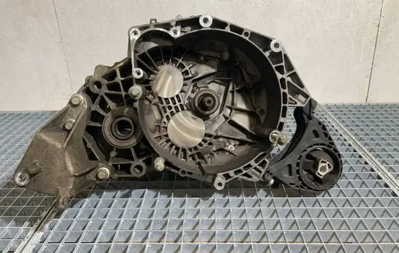 Opel Astra J Manual 6 speed gearbox