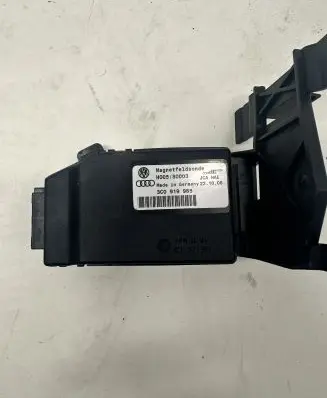Volkswagen PASSAT B6 Sensor 3C0919965