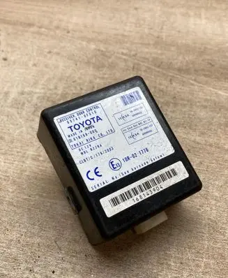 Toyota Corolla Verso AR10 Door control unit/module 897410F010 10R021776
