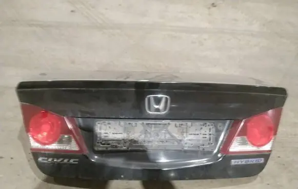 Honda Civic Tailgate/trunk/boot lid juodas