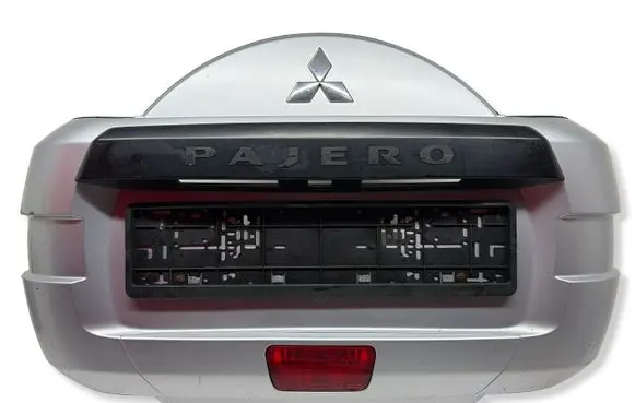Mitsubishi Pajero Spare wheel section trim 6430A117