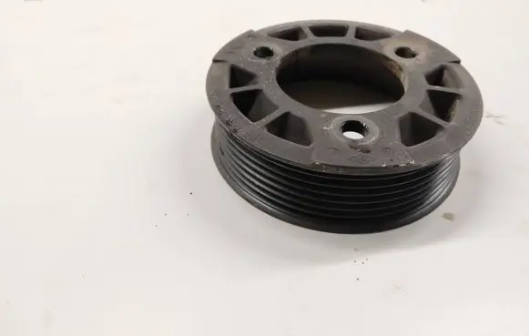 Nissan NV400 Water pump pulley 210511238r