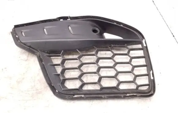 BMW X6M F86 Front bumper lower grill 8056261 51118056261