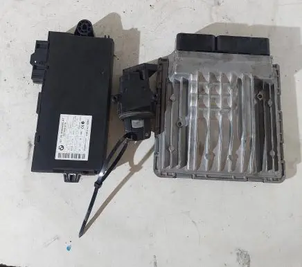 BMW 5 E60 E61 Engine ECU kit and lock set 7576297